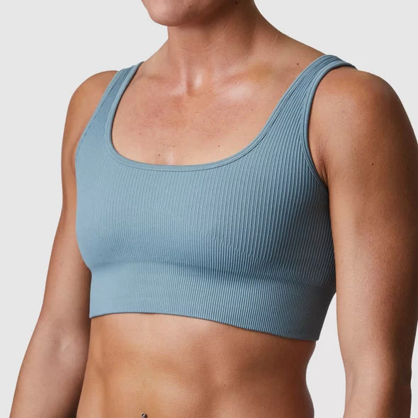 naisten urheiluliivit studio