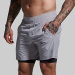 BORN PRIMITIVE The Versatile miesten shortsit (kompressio kerroksella) - Stone