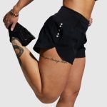 BORN PRIMITIVE Endurance naisten shortsit - Musta